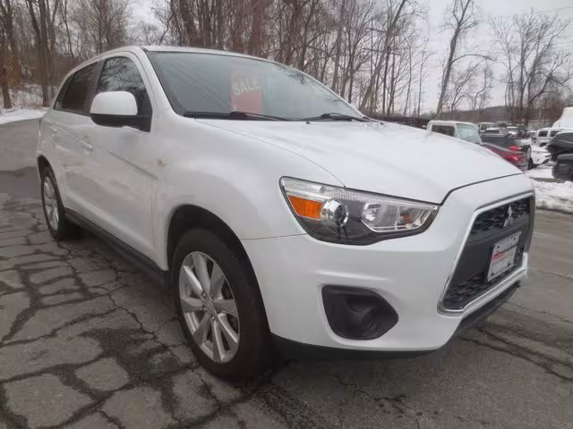 2015 Mitsubishi Outlander - 4A4AR3AW4FE055408 - Image #11