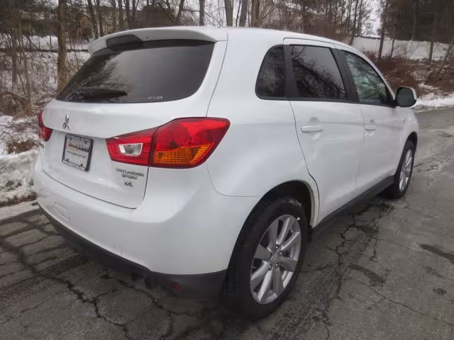 2015 Mitsubishi Outlander - 4A4AR3AW4FE055408 - Image #12