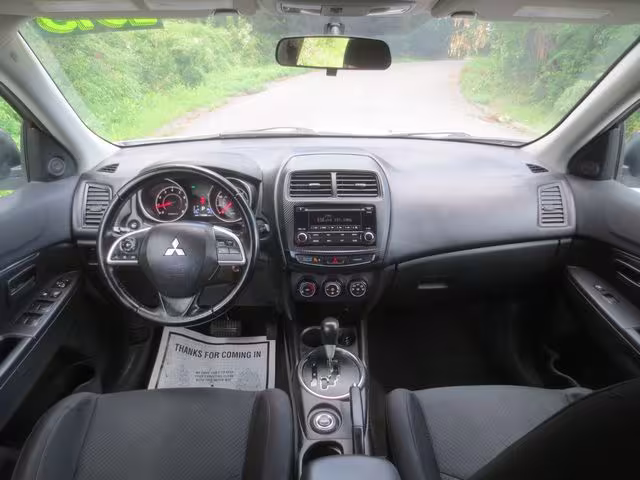 2015 Mitsubishi Outlander - 4A4AR3AW4FE055408 - Image #7